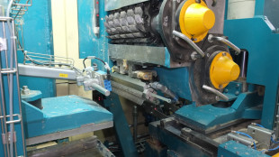 Compact finger jointing machine with flying saw Eurozink Compact 8 joints/min