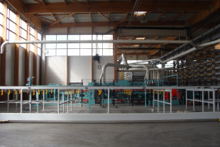 5. Infeed system to finger jointing machine