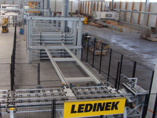 13. Multi tray storage (6 trays) for cross laminations