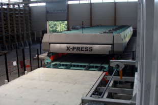 17. X-PRESS 16 - cross laminated timber press with up to 0,8 N/mm² pressure